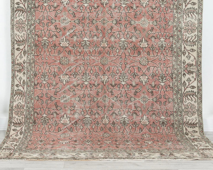 Red Turkish Oushak Rug 8' 8" x 5' 5" Hand-Knotted | No. VR52939