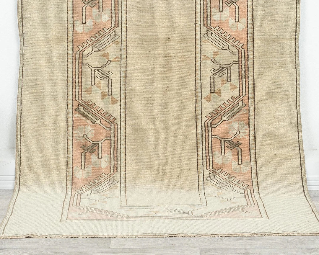 Beige Oushak Rug 3' 8" x 6' 7" | No. VR53229