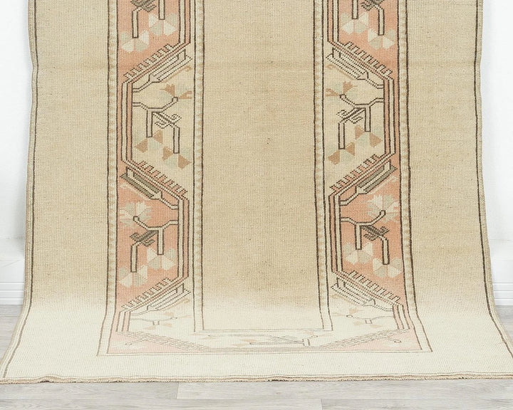 Beige Oushak Rug 3' 8" x 6' 7" | No. VR53229