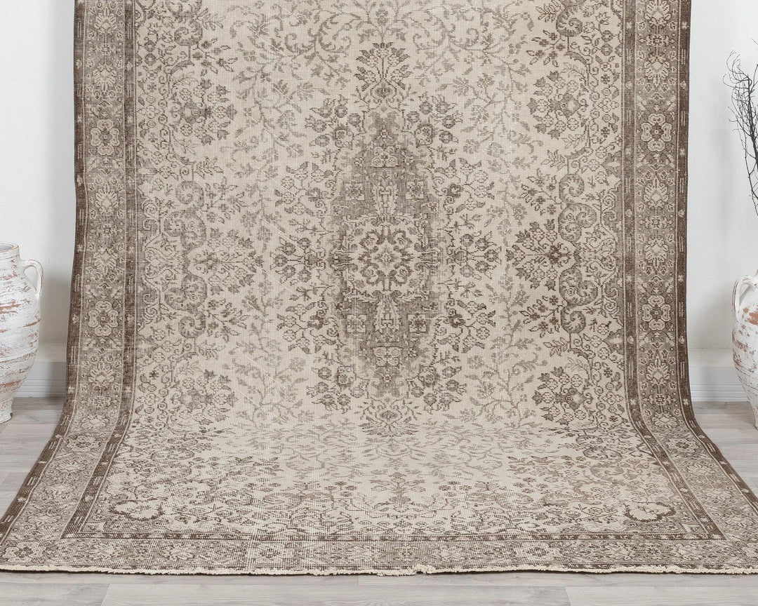Oushak Rug 6' 7" x 10' | No. VR53249