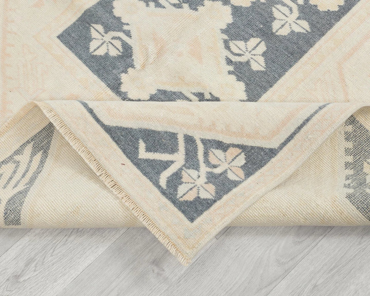 Beige Turkish Oushak Rug 8' 2" x 4' 9" Hand-Knotted | No. VR53308