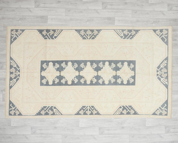 Beige Turkish Oushak Rug 8' 2" x 4' 9" Hand-Knotted | No. VR53308