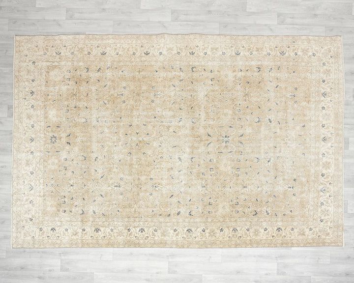 Beige Turkish Oushak Rug 6' 11" x 10' 1" Hand-Knotted | No. VR53439