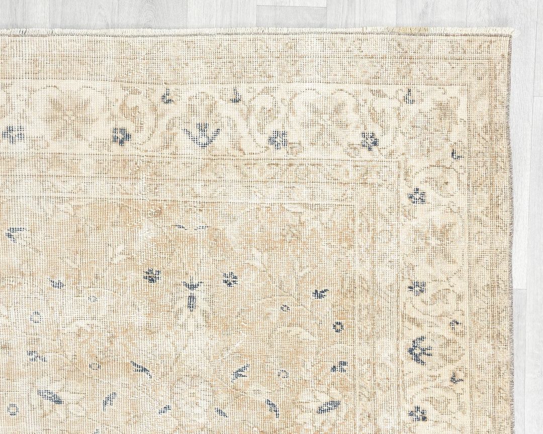 Beige Turkish Oushak Rug 6' 11" x 10' 1" Hand-Knotted | No. VR53439