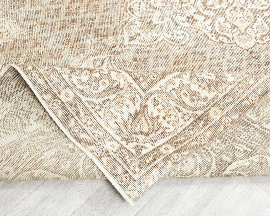 Beige Turkish Oushak Rug 6' 11" x 10' 1" Hand-Knotted | No. VR53439