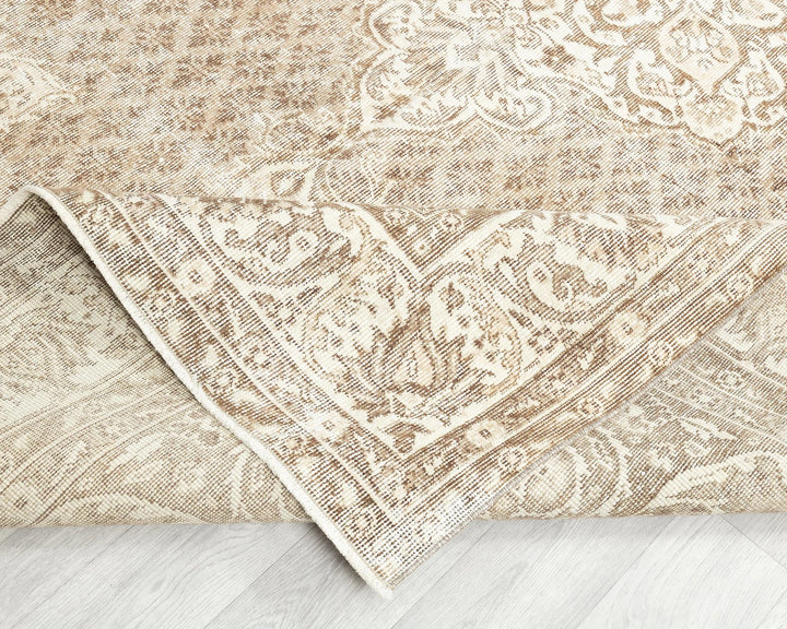 Beige Turkish Oushak Rug 6' 11" x 10' 1" Hand-Knotted | No. VR53439