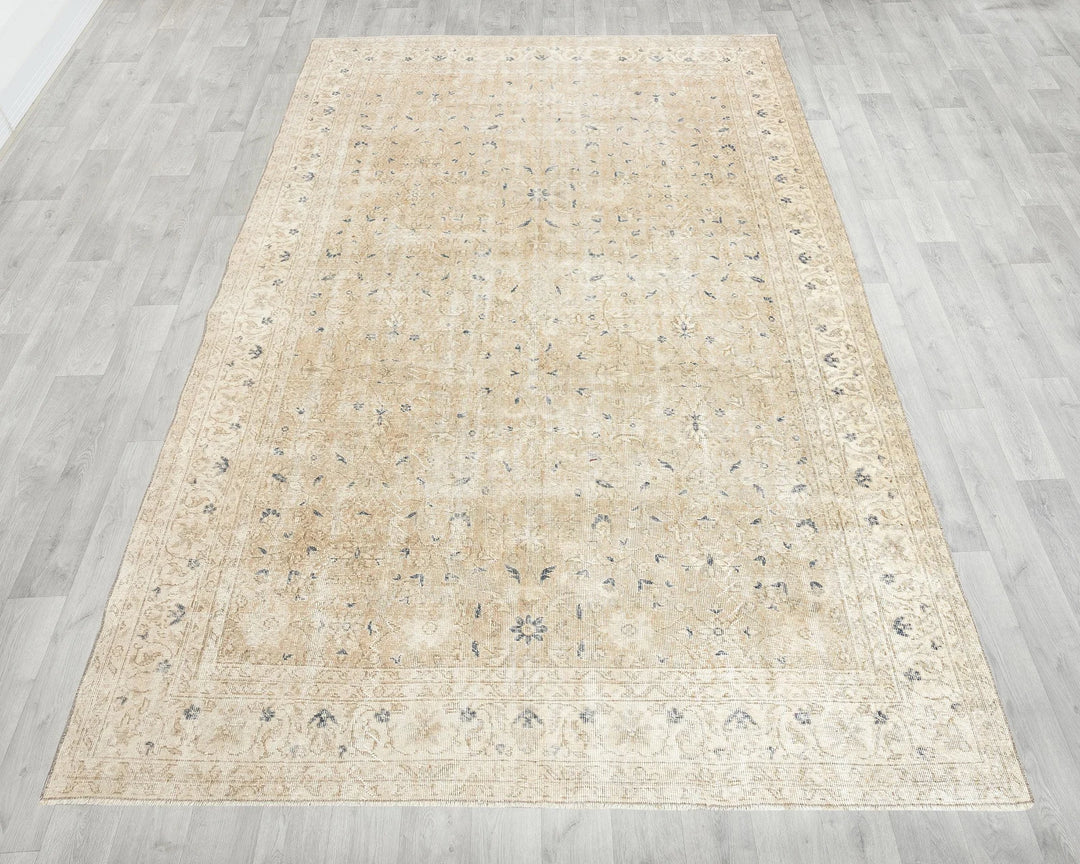 Beige Turkish Oushak Rug 6' 11" x 10' 1" Hand-Knotted | No. VR53439