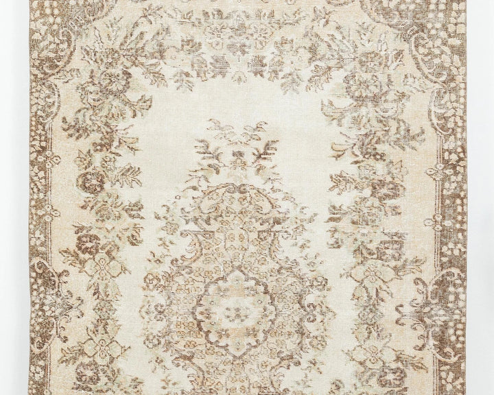 Beige Turkish Oushak Rug 8' 8" x 5' 5" Hand-Knotted | No. VR53581