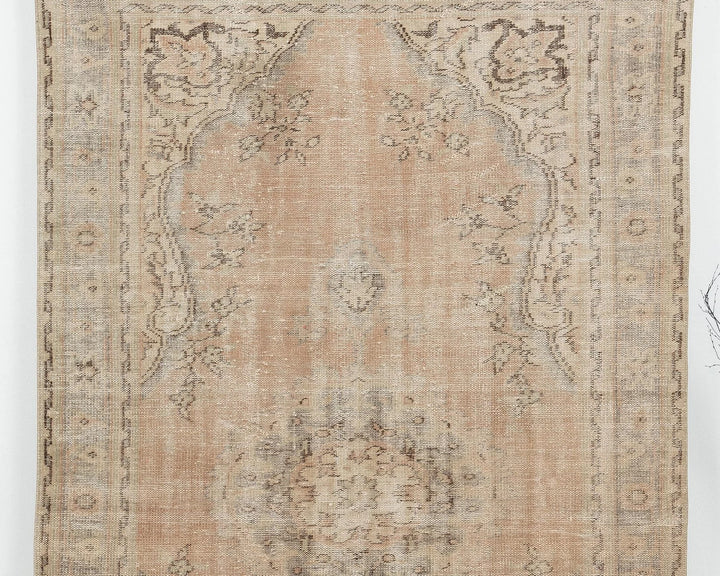 Multicolor Turkish Oushak Rug 5' 7" x 9' 4" Hand-Knotted | No. VR53809