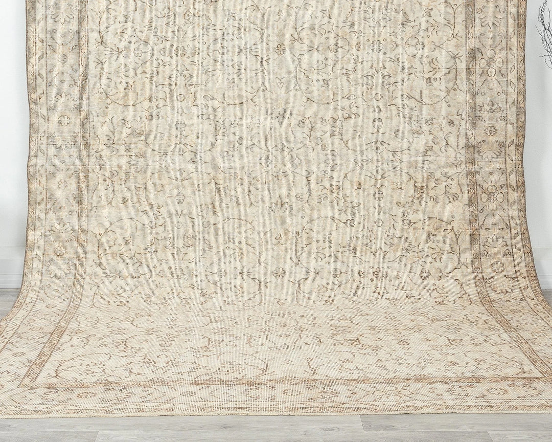 Beige Turkish Oushak Rug 6' 6" x 10' Hand-Knotted | No. VR53830