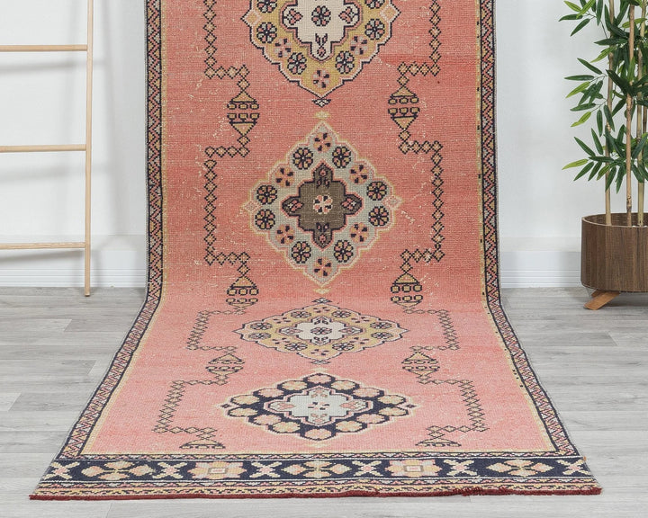 Runner Rug 3' 5" x 11' 6" | No. VR54065