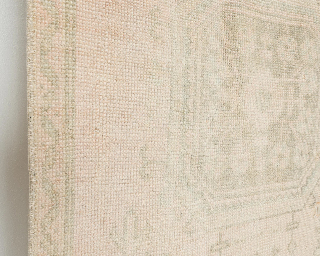 Beige Turkish Oushak Rug 2'8" x 10'11" Hand-Knotted | No. VR54133
