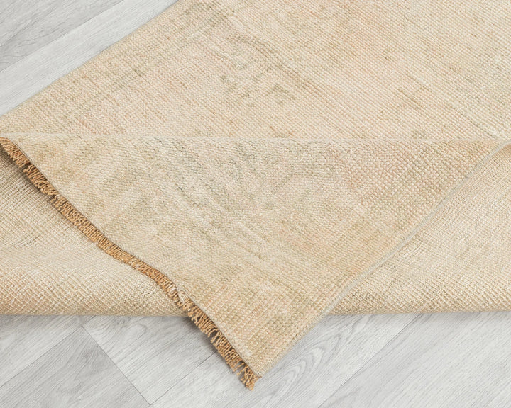 Beige Turkish Oushak Rug 2'8" x 10'11" Hand-Knotted | No. VR54133
