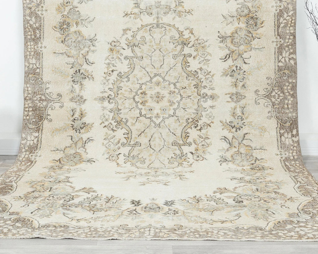 Multicolor Turkish Oushak Rug 6'5" x 10'6" Hand-Knotted | No. VR54233