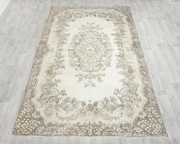 Multicolor Turkish Oushak Rug 6'5" x 10'6" Hand-Knotted | No. VR54233
