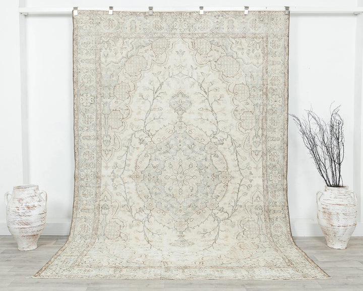 Beige Turkish Oushak Rug 6' 5" x 9' 5" Hand-Knotted | No. VR54468