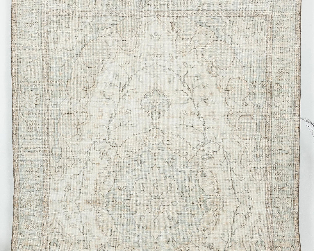 Beige Turkish Oushak Rug 6' 5" x 9' 5" Hand-Knotted | No. VR54468