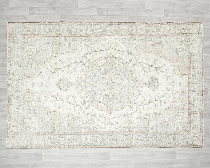Beige Turkish Oushak Rug 6' 5" x 9' 5" Hand-Knotted | No. VR54468