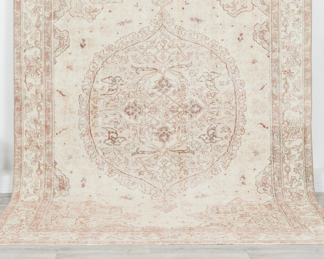 Beige Turkish Oushak Rug 6'7" x 9'7" Hand-Knotted | No. VR54618