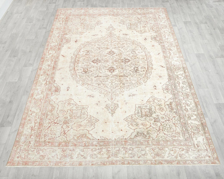 Beige Turkish Oushak Rug 6'7" x 9'7" Hand-Knotted | No. VR54618