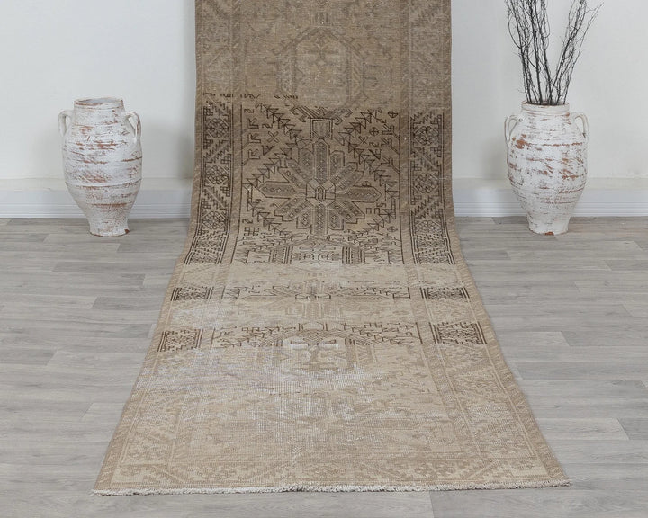 Runner Rug 3' 5" x 13' 9" | No. VR54703