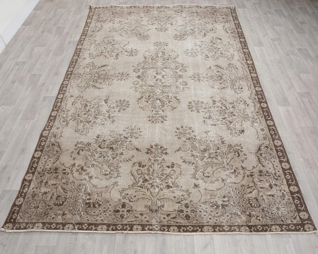 Oushak Rug 6' 11" x 10' 6" | No. VR55010