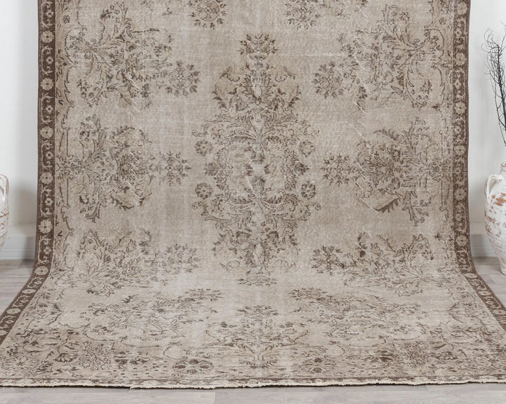 Oushak Rug 6' 11" x 10' 6" | No. VR55010