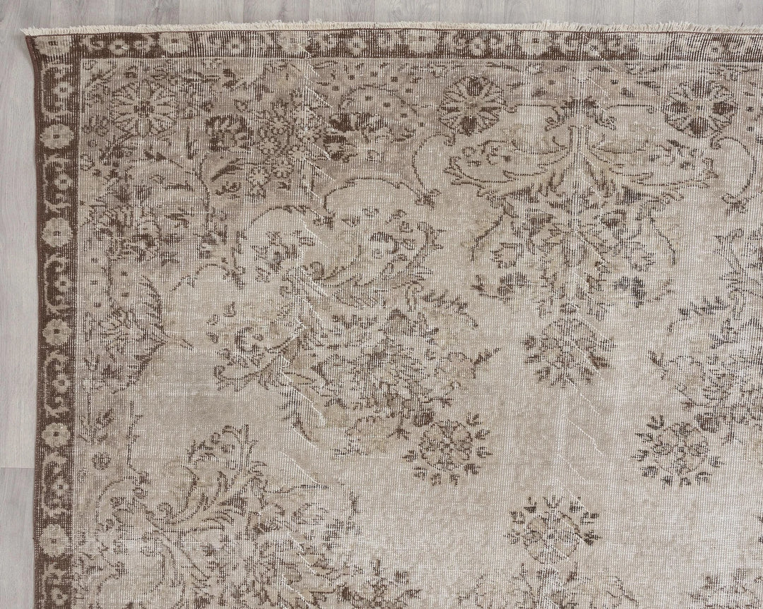 Oushak Rug 6' 11" x 10' 6" | No. VR55010
