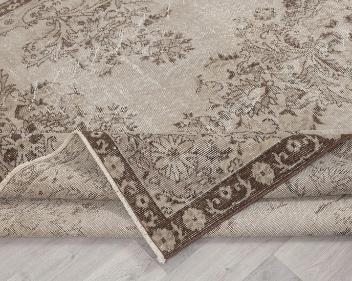 Oushak Rug 6' 11" x 10' 6" | No. VR55010