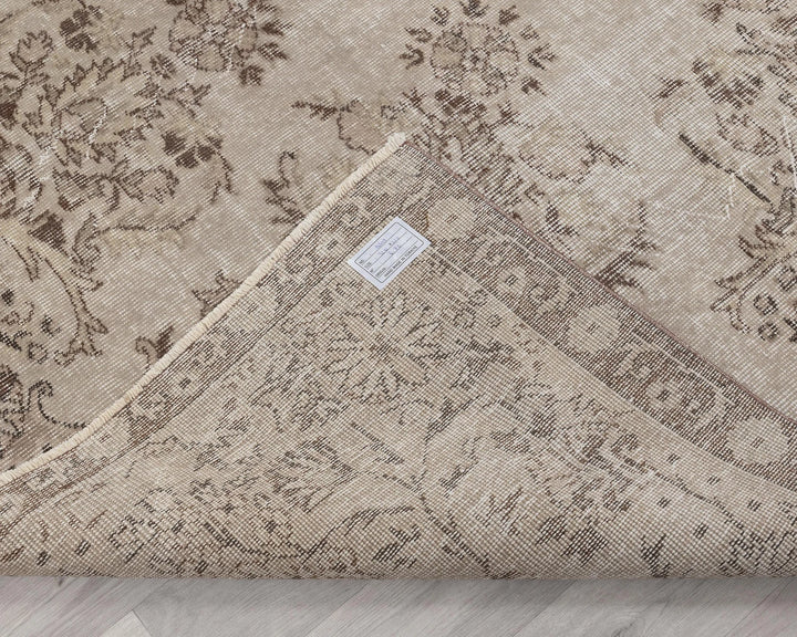 Oushak Rug 6' 11" x 10' 6" | No. VR55010