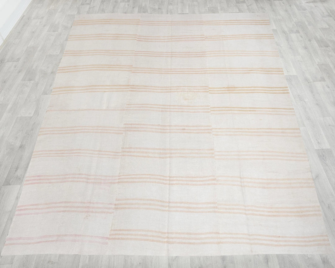 White Kilim Rug 10' 5" x 11' 4" | No. VR55240