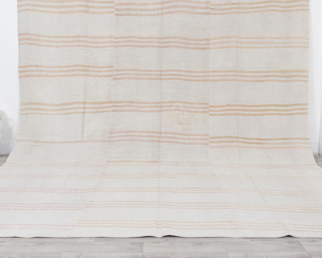 White Kilim Rug 10' 5" x 11' 4" | No. VR55240