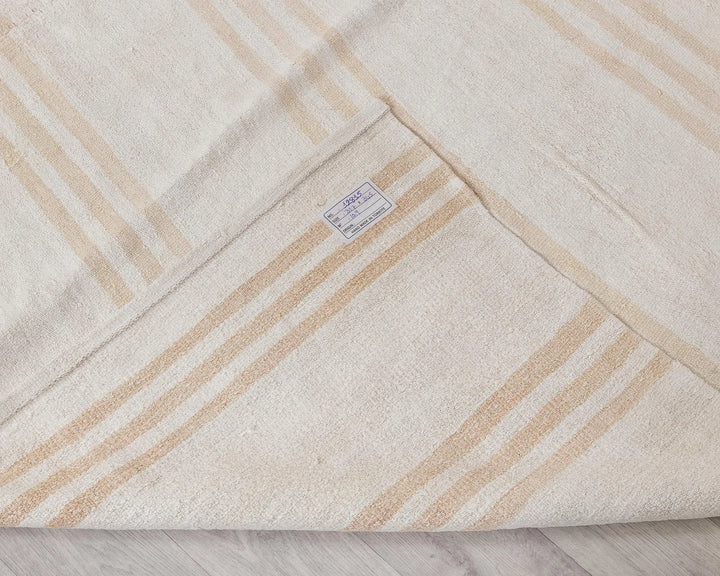White Kilim Rug 10' 5" x 11' 4" | No. VR55240