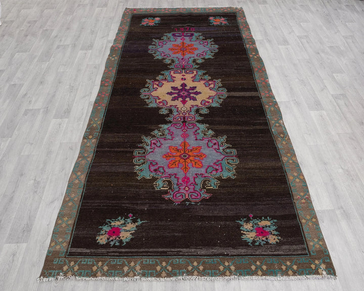Multicolor Turkish Oushak Rug 4'11" x 10'6" Hand-Knotted | No. VR55413
