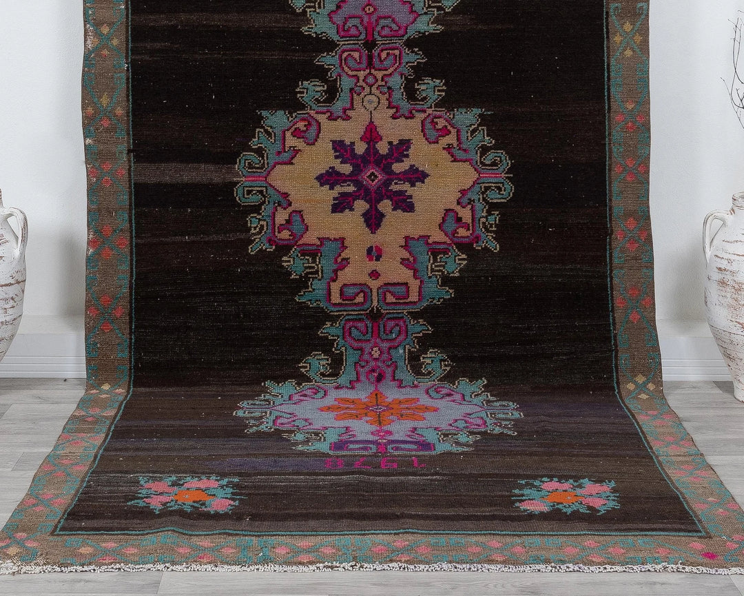 Multicolor Turkish Oushak Rug 4'11" x 10'6" Hand-Knotted | No. VR55413