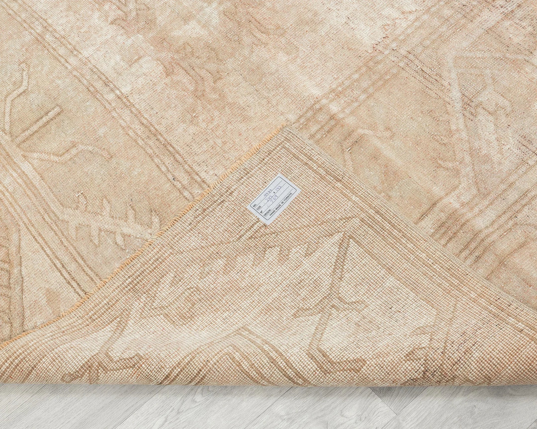 Beige Turkish Oushak Rug 6' 4" x 9' 8" Hand-Knotted texture