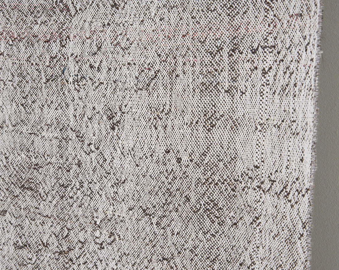 Gray Kilim Rug 6' 5" x 10' 6" | No. VR55461