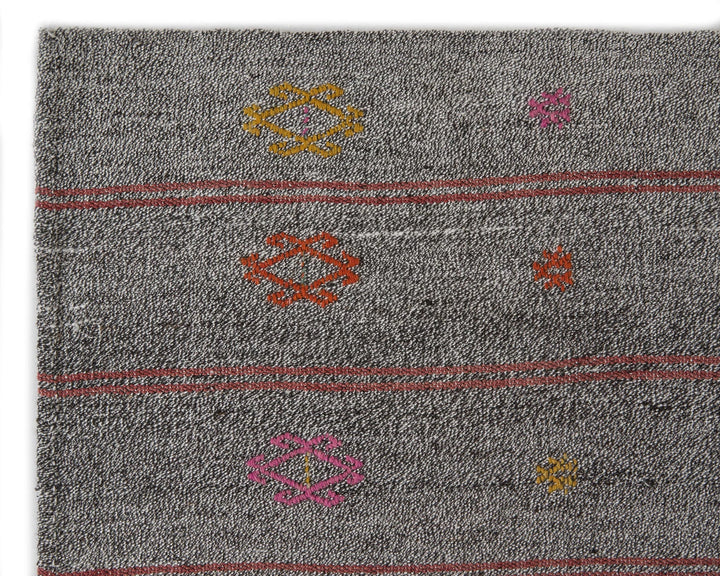 Gray Kilim Rug 6' 7" x 8' 5" | No. VR55865