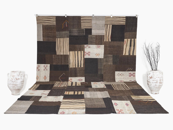 Brown Kilim Rug 9' 6" x 13' 1" | No. VR55931