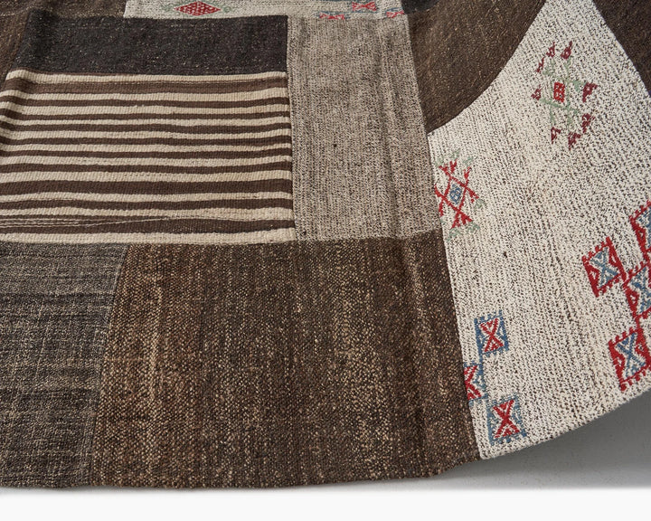 Brown Kilim Rug 9' 6" x 13' 1" | No. VR55931