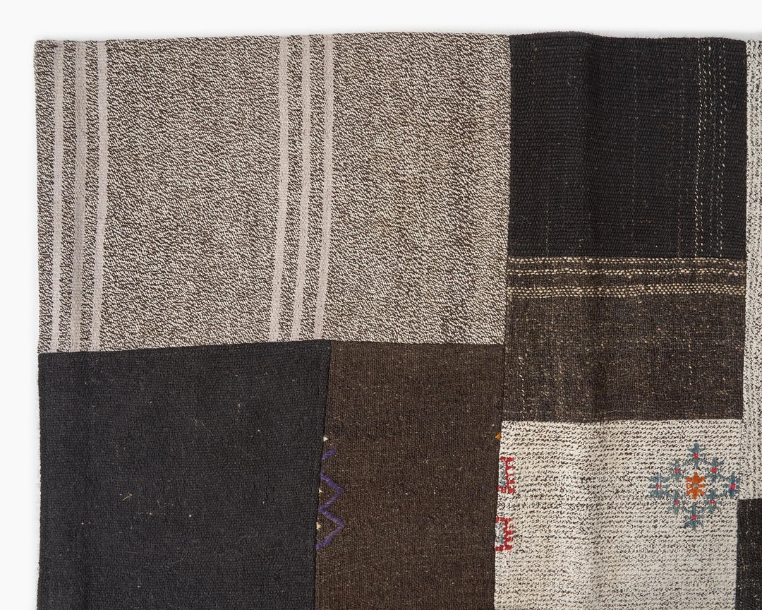 Brown Kilim Rug 9' 6" x 13' 1" | No. VR55931