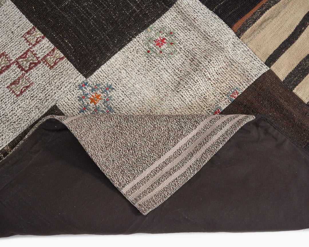 Brown Kilim Rug 9' 6" x 13' 1" | No. VR55931