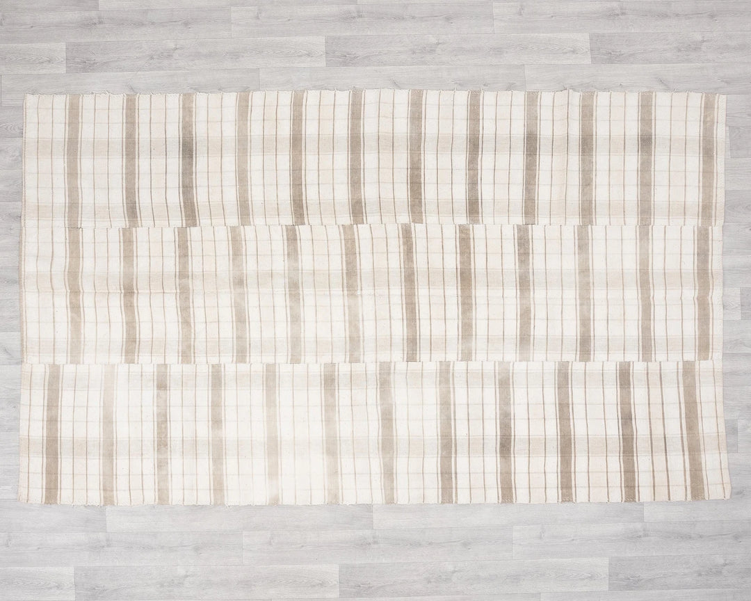 Beige Turkish Kilim Rug 5' 1" x 8' 6" Hand-Knotted | No. VR55935