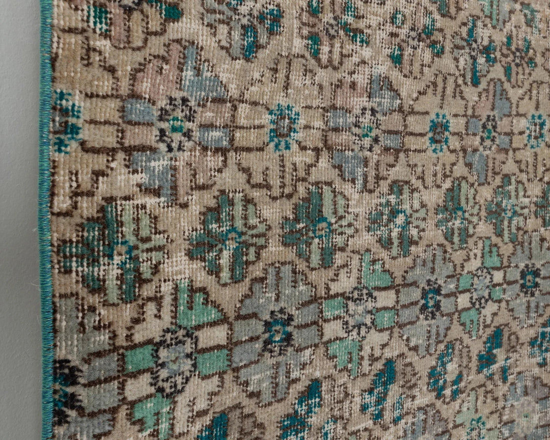 Runner Rug 2' 5" x 10' 3" | No. VR56052
