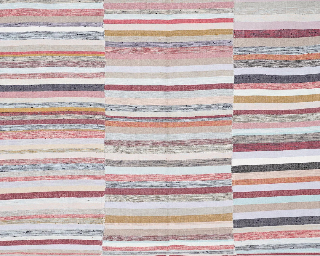 Kilim Rug 6' 11" x 8' 2" | No. VR56082