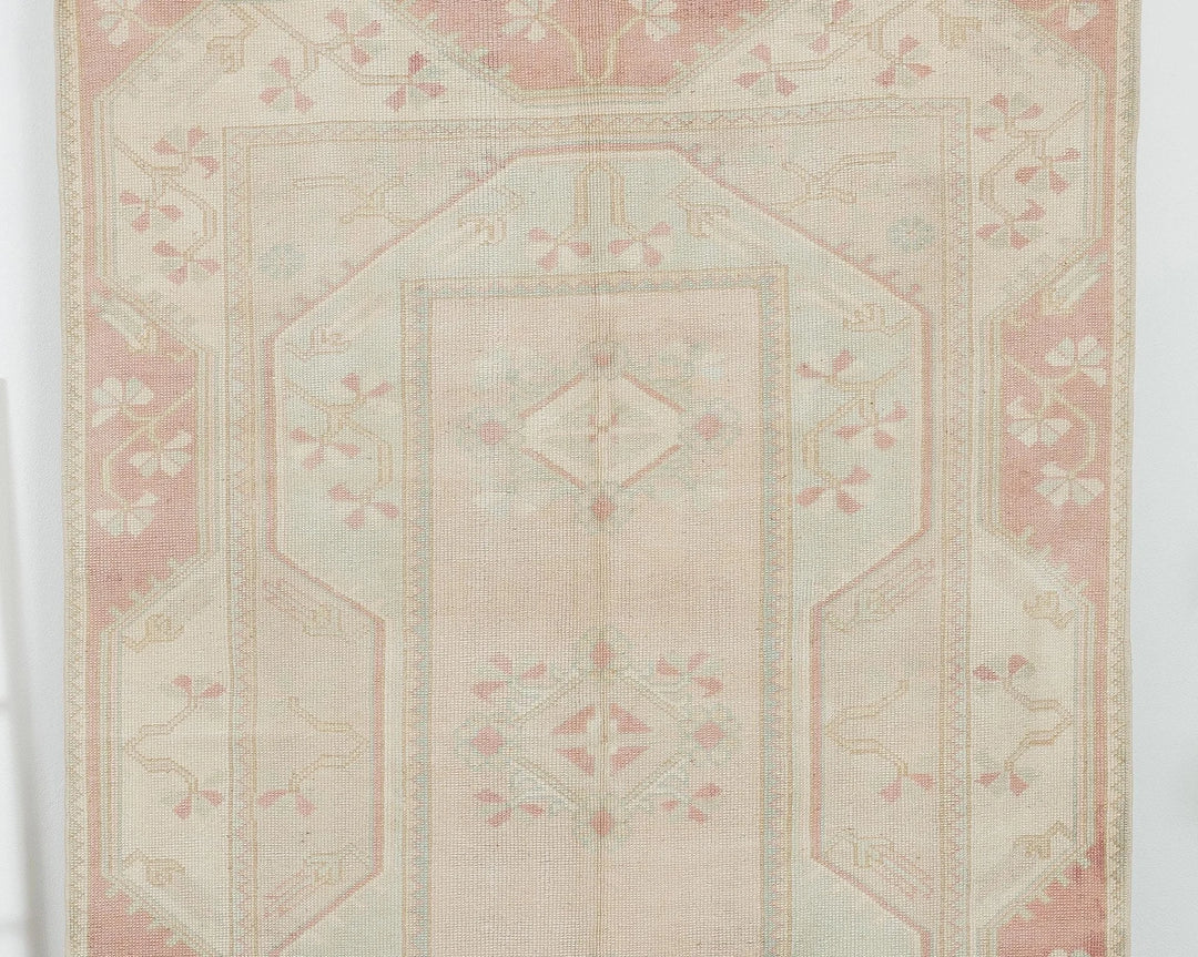 Beige Turkish Oushak Rug 7' 3" x 4' 3" Hand-Knotted | No. VR56282