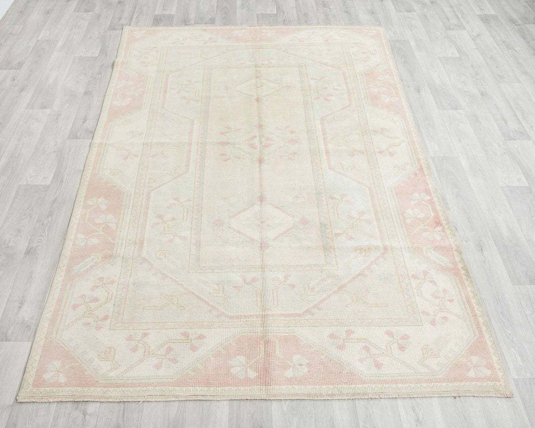 Beige Turkish Oushak Rug 7' 3" x 4' 3" Hand-Knotted | No. VR56282