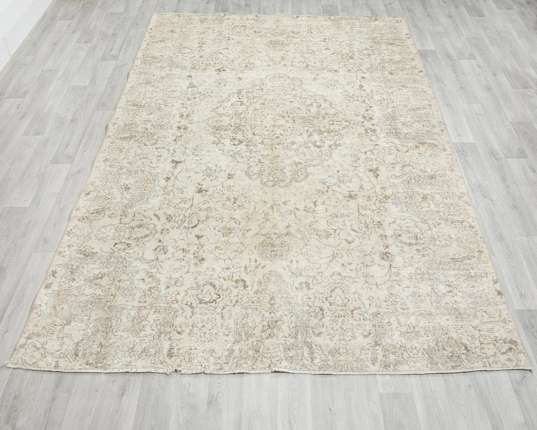 Multicolor Turkish Oushak Rug 6' 7" x 8' 11" Hand-Knotted | No. VR56350