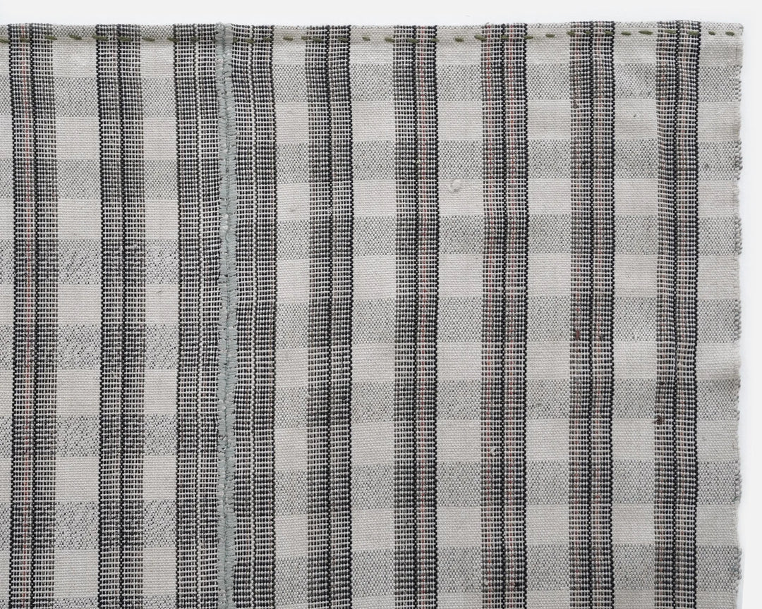 Kilim Rug 6' 1" x 9' 6" | No. VR56361