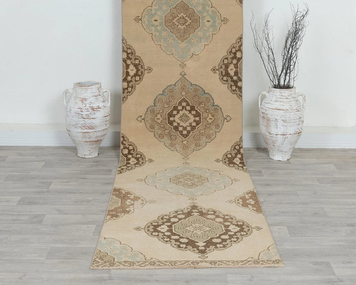 Runner Rug 2' 10" x 11' 8" | No. VR56378